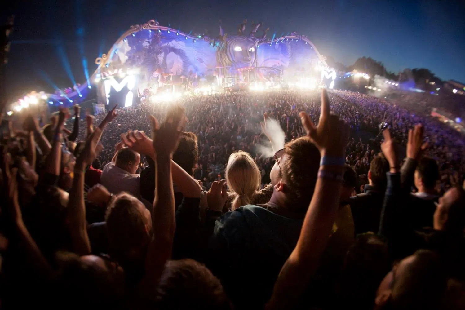 Tomorrowland el festival mas importante del mundo (megapost)