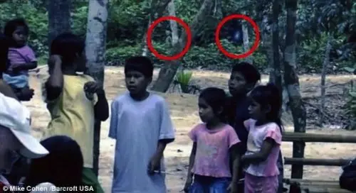 Aliens en la selva del Brazil