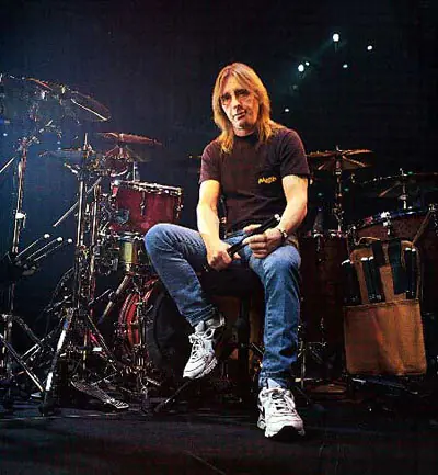 Phil Rudd - AC/DC (imagenes,videos,etc)