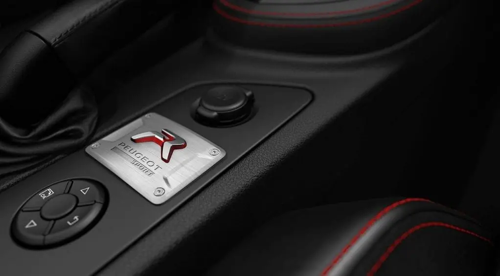 Peugeot RCZ R, prestaciones de órdago