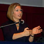 Naomi Klein, modelo argentino se expande