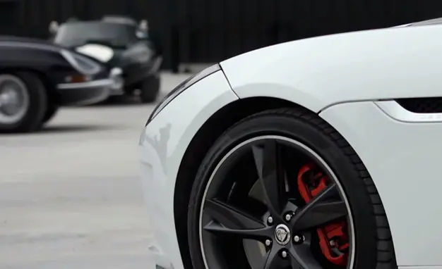 Jaguar F-Type (2014)