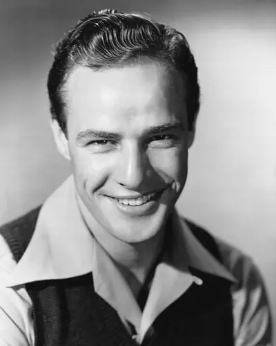 Post sobre Marlon Brando [Info, Imagenes, Videos)