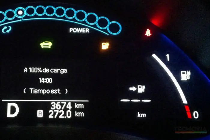 con un Nissan Leaf