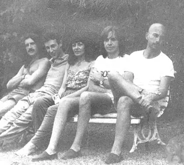 Megapost de los Redondos: biografia+discografía+yapa