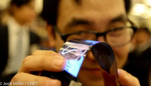 > Pantalla flexible de Samsung en el CES 2013