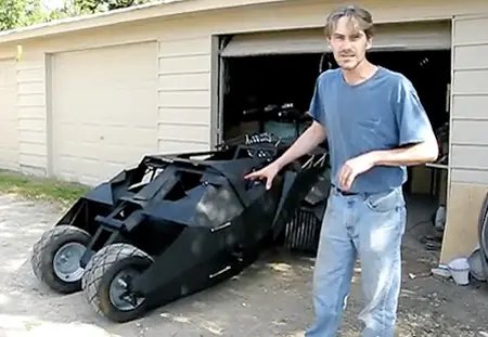 Automovil “mini” de Batman