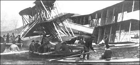 aeronaves muy extranas de 9 alas, caproni ca 60