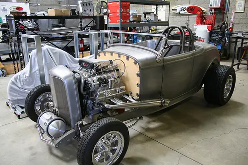 Garages' Hot Rod