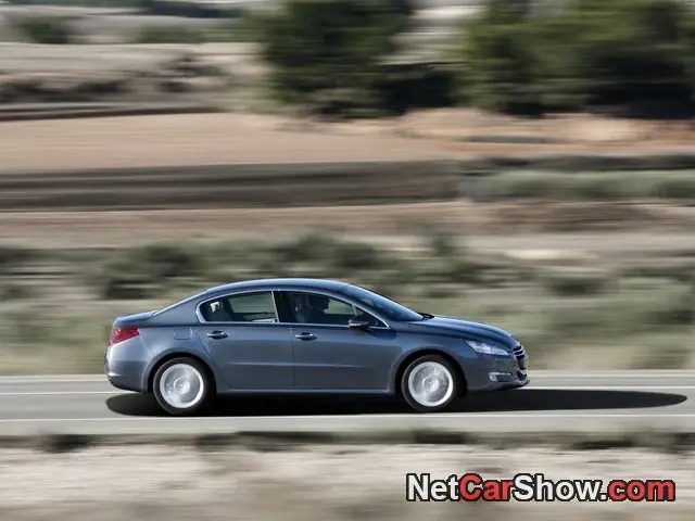 Peugeot 508 y 508 SW (2011)
