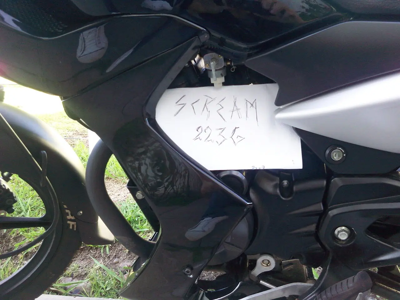 Todo sobre mi Bajaj Rouser 135, ahora modificada un toque