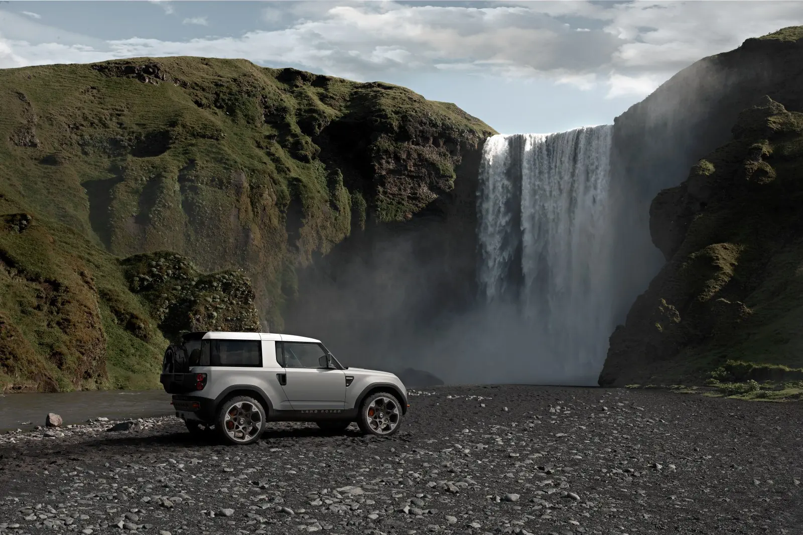 land rover dc100 concept