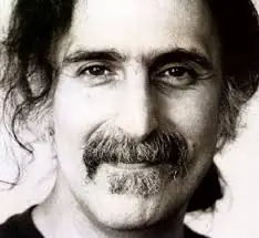 Frases Frank Zappa, el pensamiento de un genio!