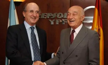 Denuncia en Diputados sobre YPF