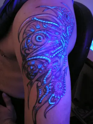 tatuajes fosforecentes