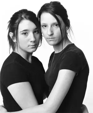 17 personas que son iguales sin ser parientes