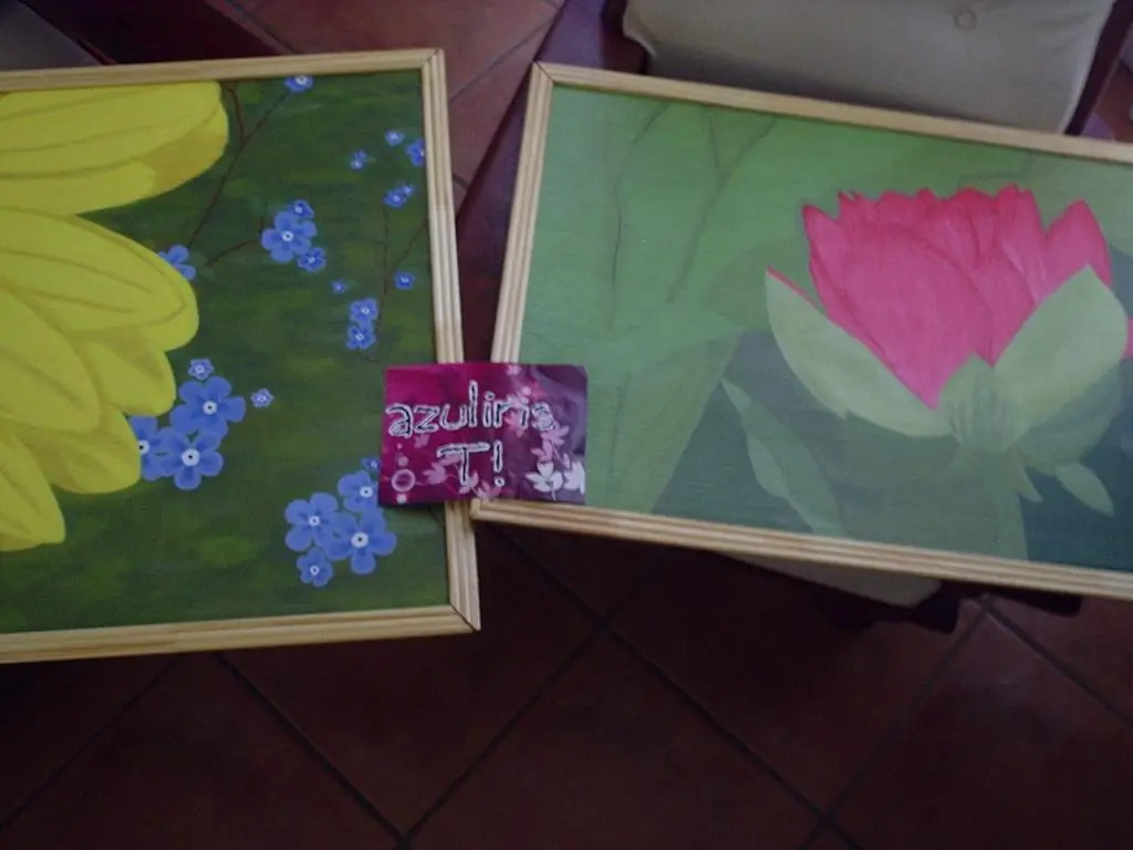 2 cuadros para la abuela con una caja y mucha paciencia