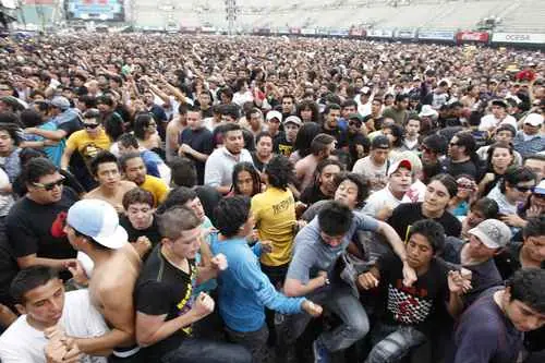 las cronicas marcianas- que paso con nuestra identidad?