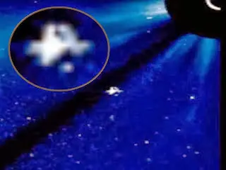 ¿Avión o nave desconocida?