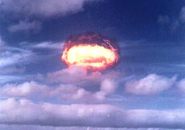 bomba nuclear