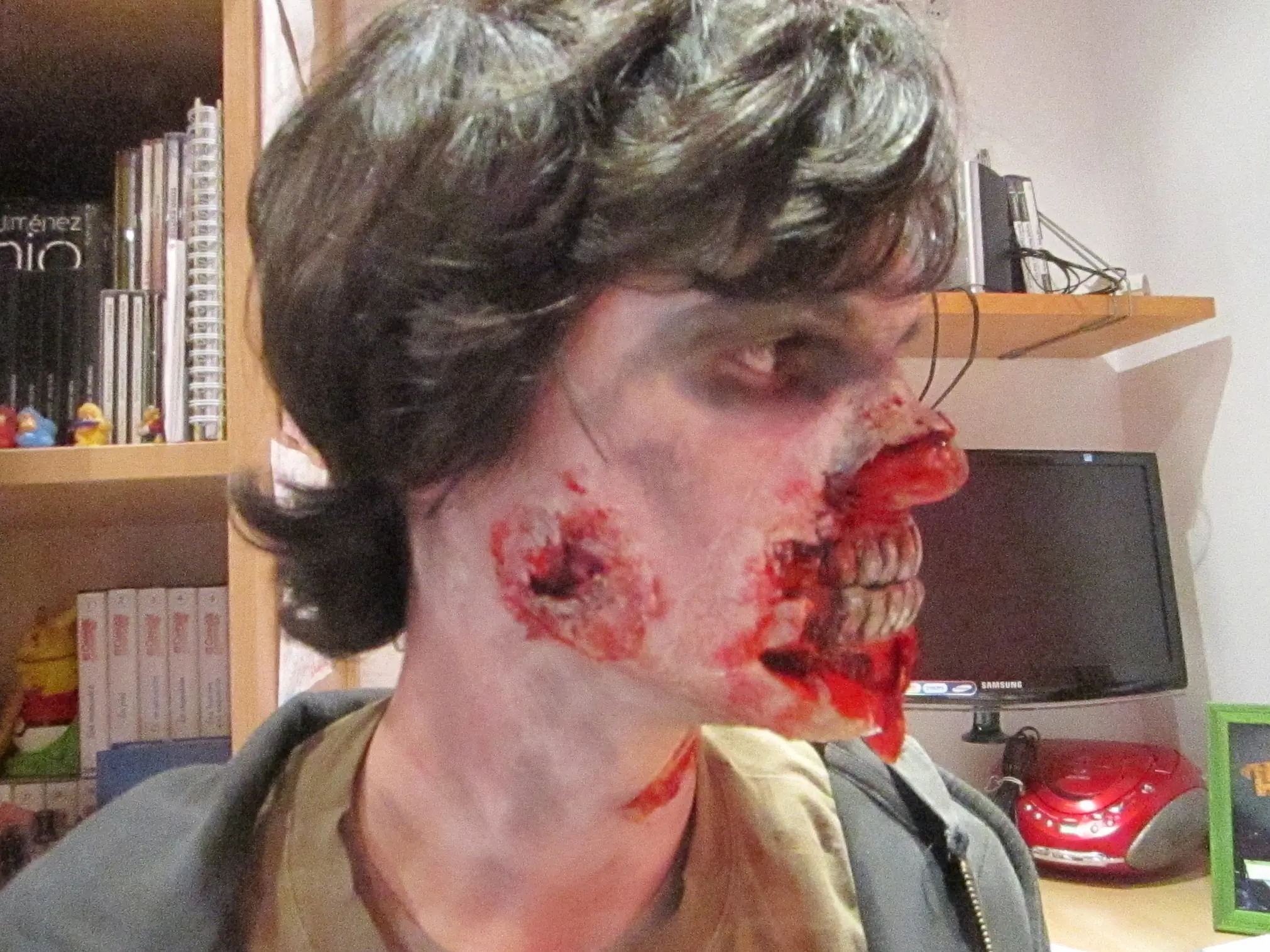 Mi disfraz de zombie. Te enseño a hacerlo [2º asalto]