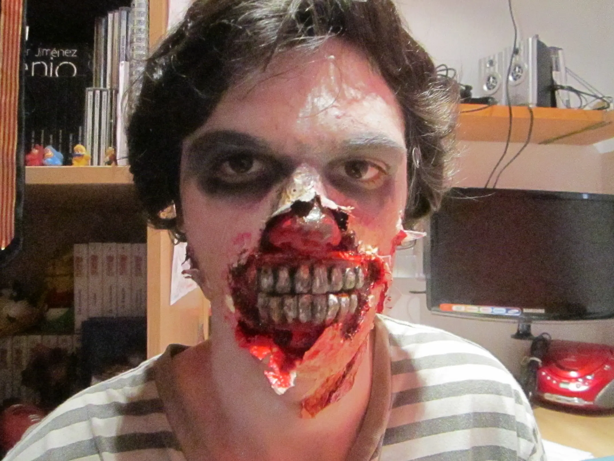 Mi disfraz de zombie. Te enseño a hacerlo [2º asalto]