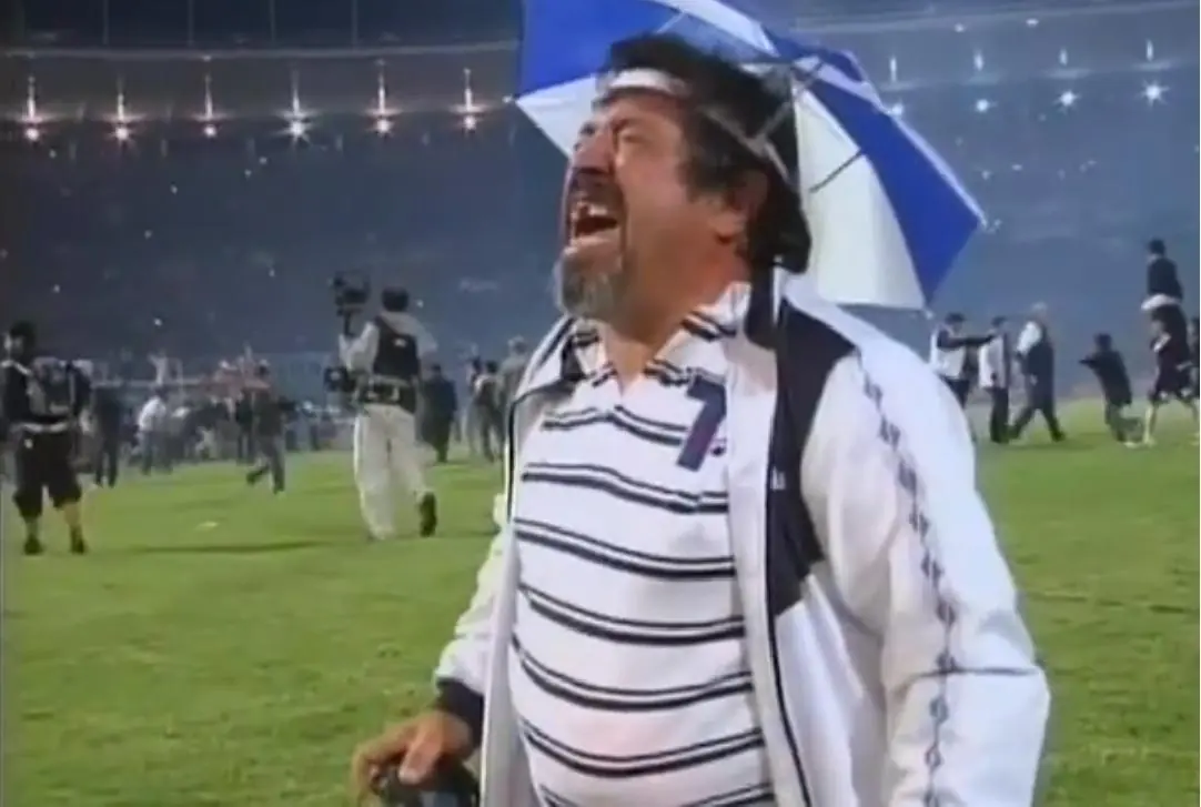 Nuevo meme: el Caruso Lombardi sin dientes.