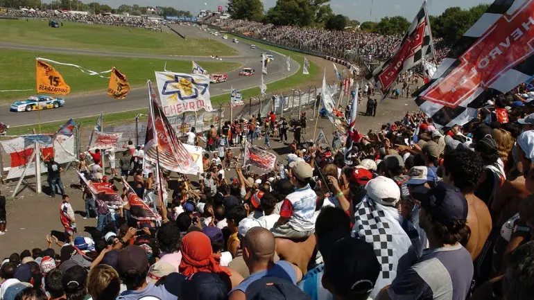 El PRO pide demoler el autódromo porteño