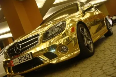 coches de la ciudad mas rica del mundo. (dubai)
