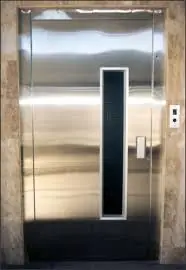 el ascensor, el olvidado de la historia