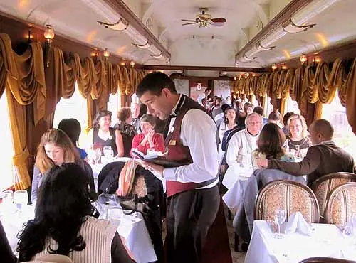 El tren a las uvas