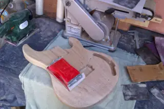 Muchachos termine otro bajo!!! Un MusicMan