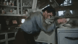 gifs de 4 grandes del terror
