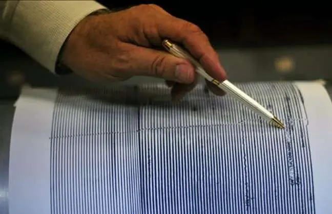 Intenso y largo temblor sacude la zona central de Chile