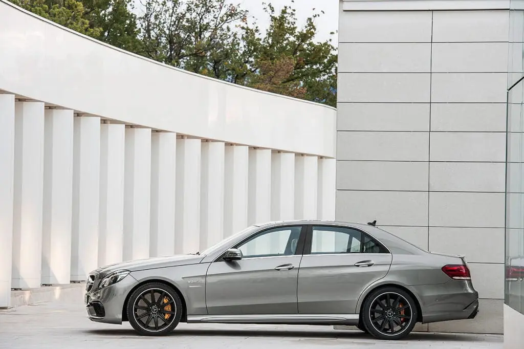 ofrecerá versión AMG