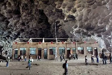 Las curiosidades - Parte 4 (Grandes Cuevas)