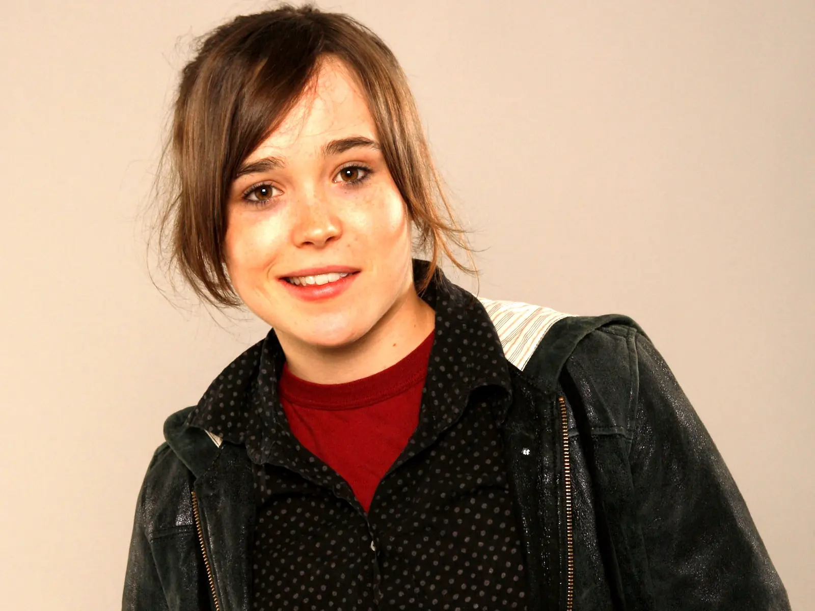 Ellen Page (MegaPost)