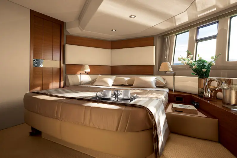 yates azimut