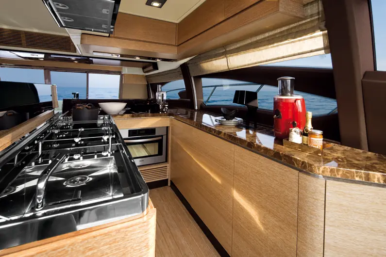 Yates de lujo Azimut