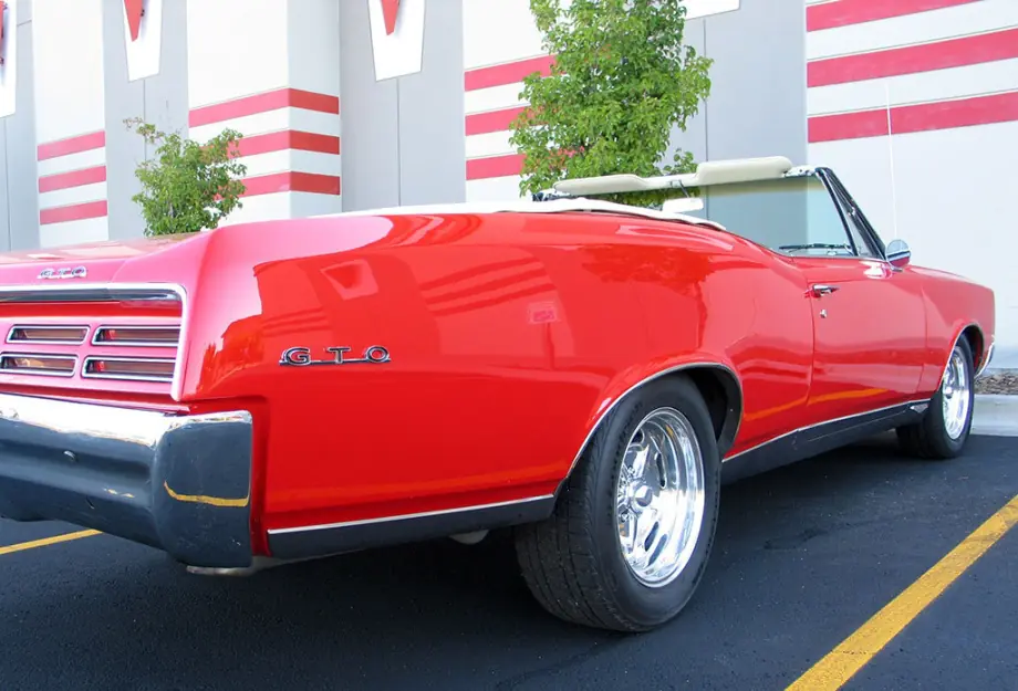 Pontiac LeMans