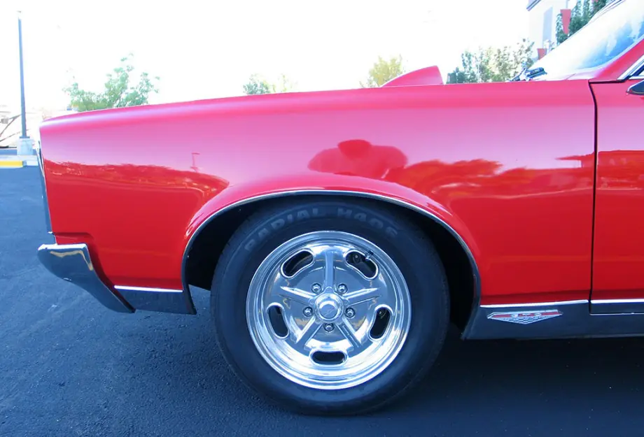 Pontiac LeMans
