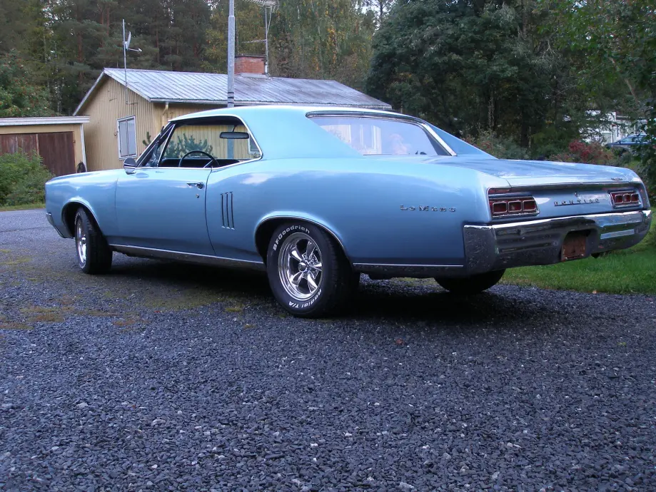 Pontiac LeMans Hermoso Auto