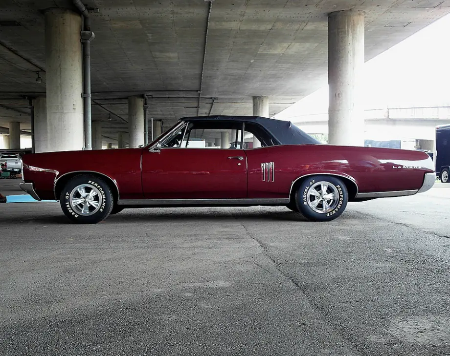 Pontiac LeMans