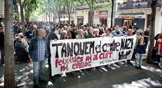 Protesta contra un local de extrema derecha en El Clot