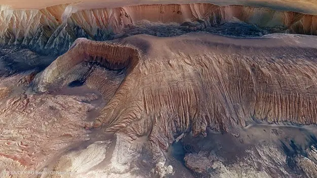 Una cicatriz abierta al pasado del Planeta Rojo
