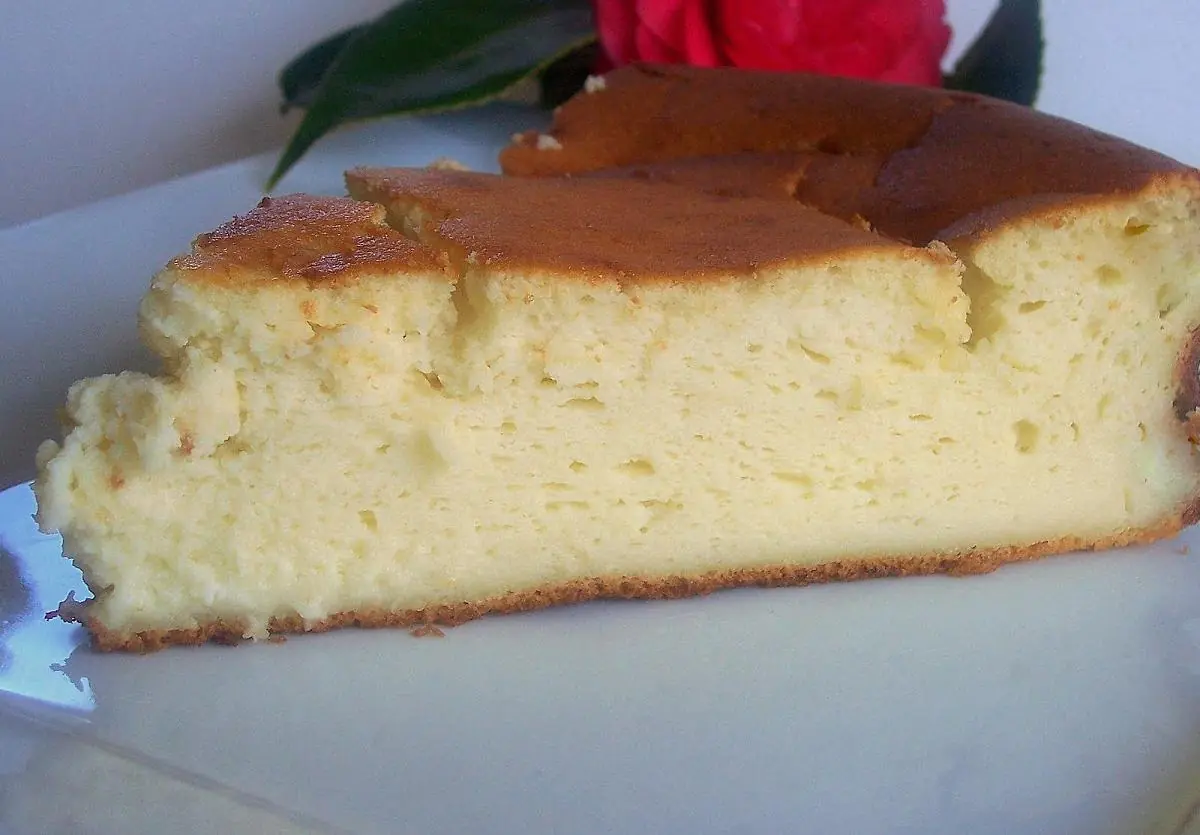 Bizcochuelo Cremoso de Queso y Yogurt