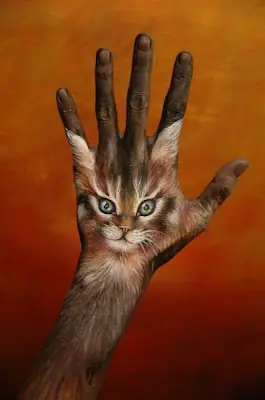 manos pintadas