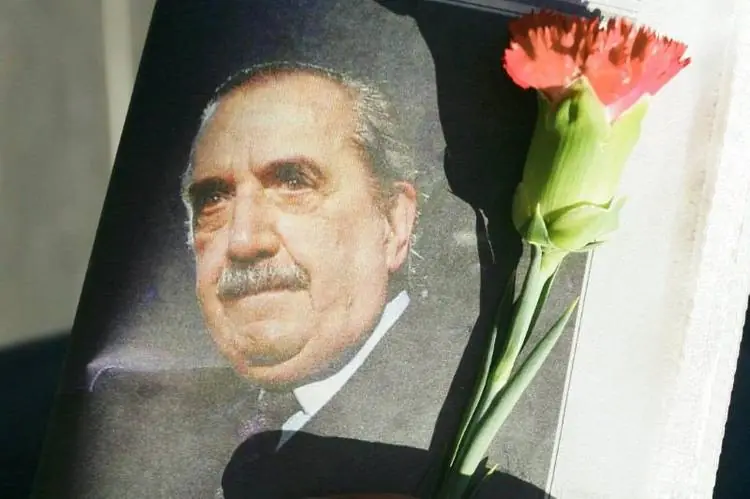 1983