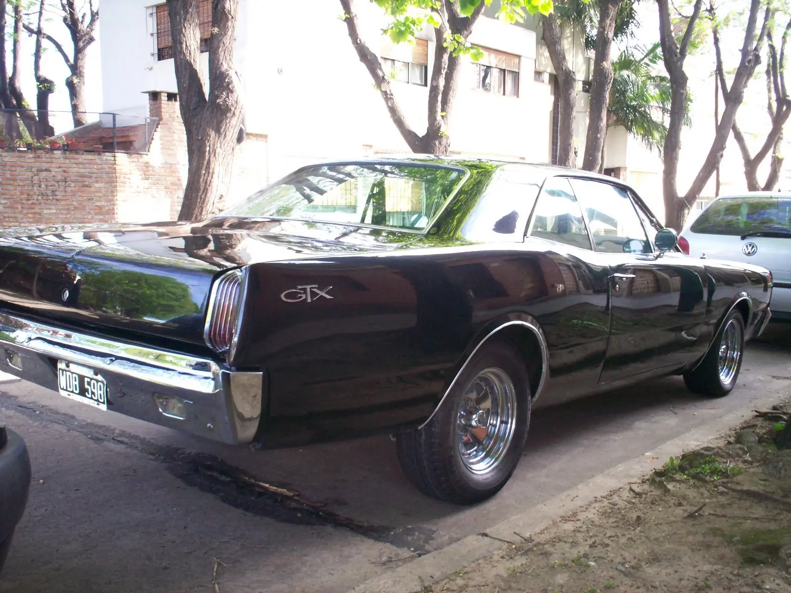 v8