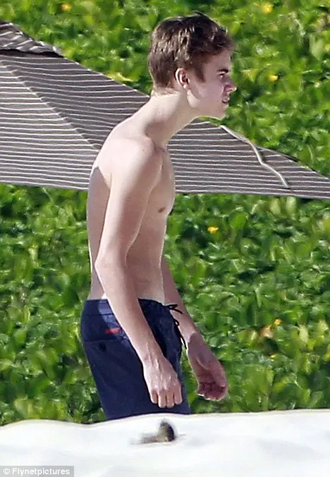 Justin Bieber ahora ¨Jorobado ¨No se Aceptan Burlas.
